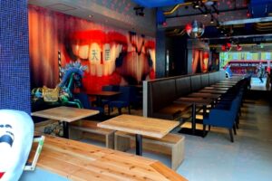 Cafe& Bar 天国
