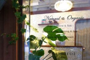 Natural＆Organic esiotrot hair（ナチュラル&オーガニック エジオトロトヘア）